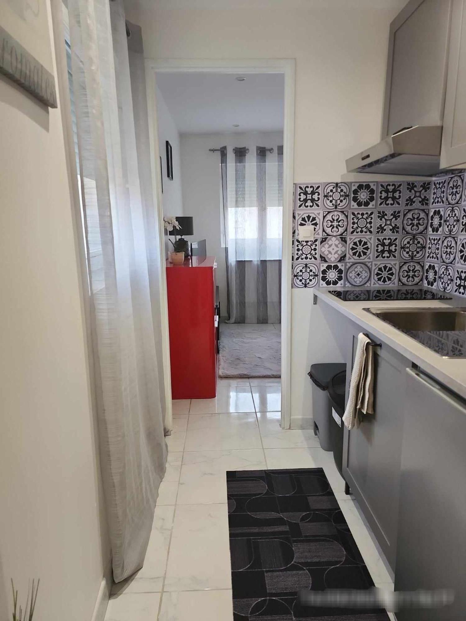 Agreable T2/Centre-Ville *10 Min Gare* Bourgoin-Jallieu Ngoại thất bức ảnh